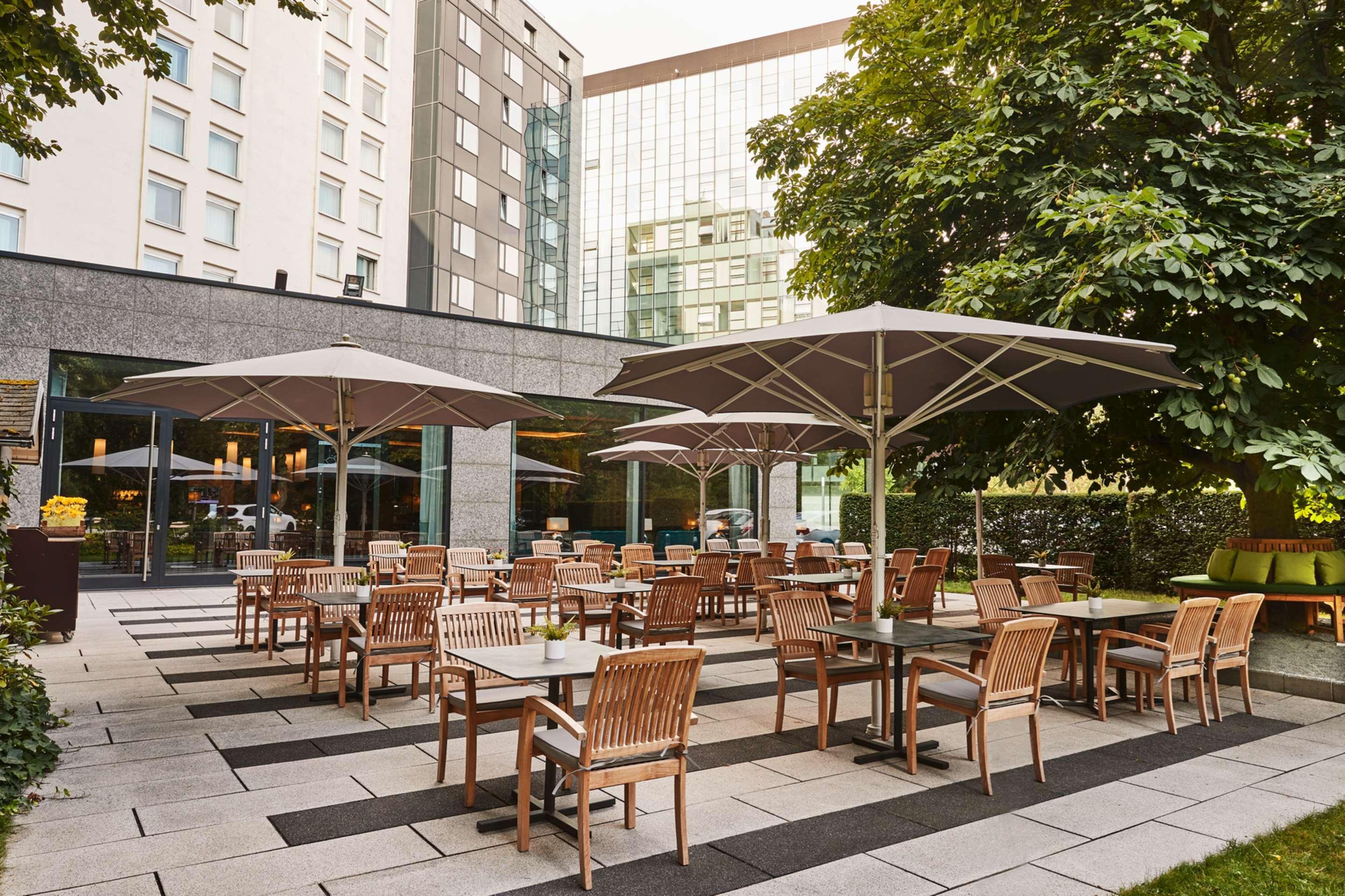 Steigenberger Airport Hotel Frankfurt Frankfurt pe Main Exterior foto